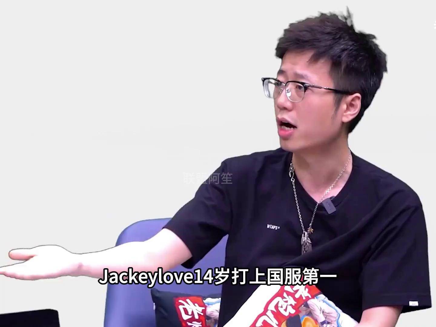  JackeyLove迎来三赛季高光表现，IG球迷沸腾！